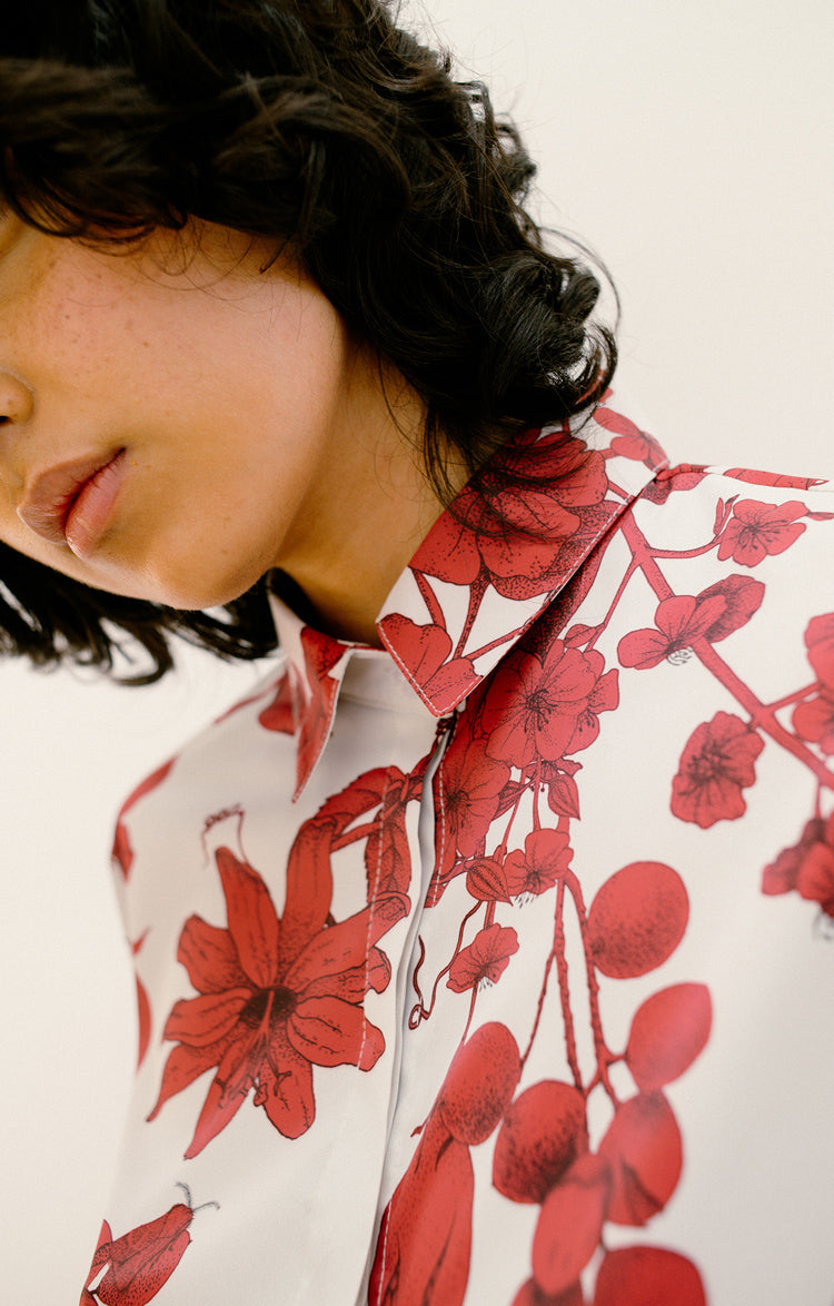 Camisa Clásica Botánica Cereza